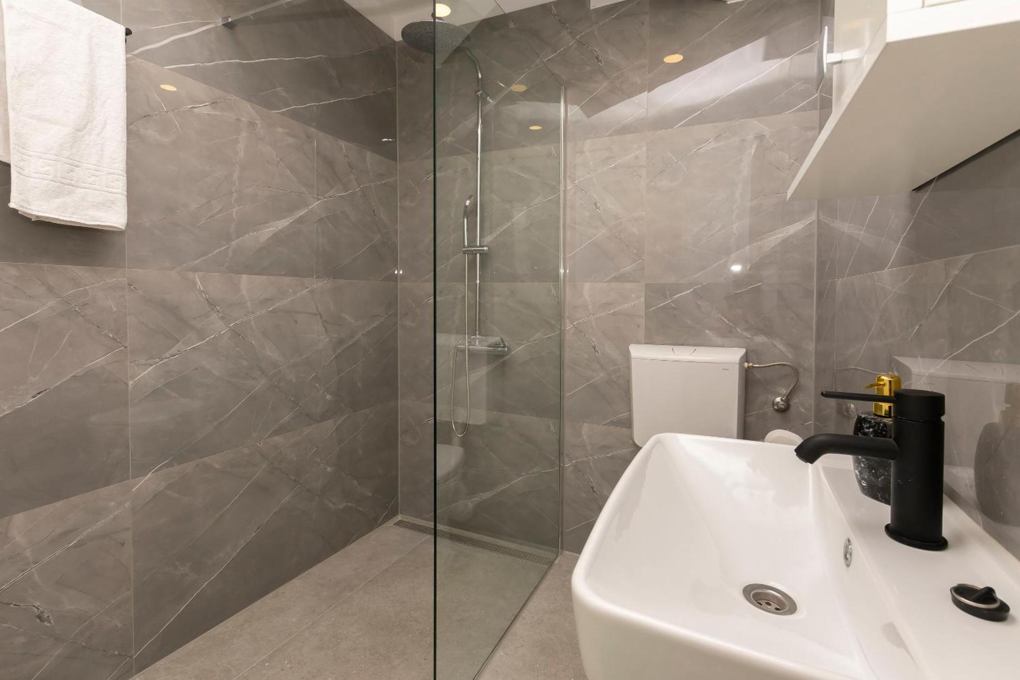 Apartment Ivano Dugi Rat Bagian luar foto